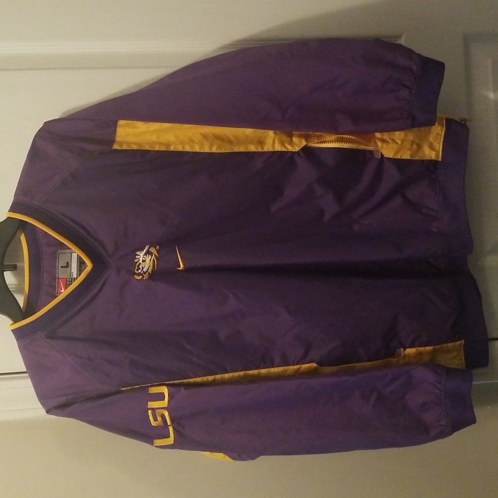 WINDBREAKER